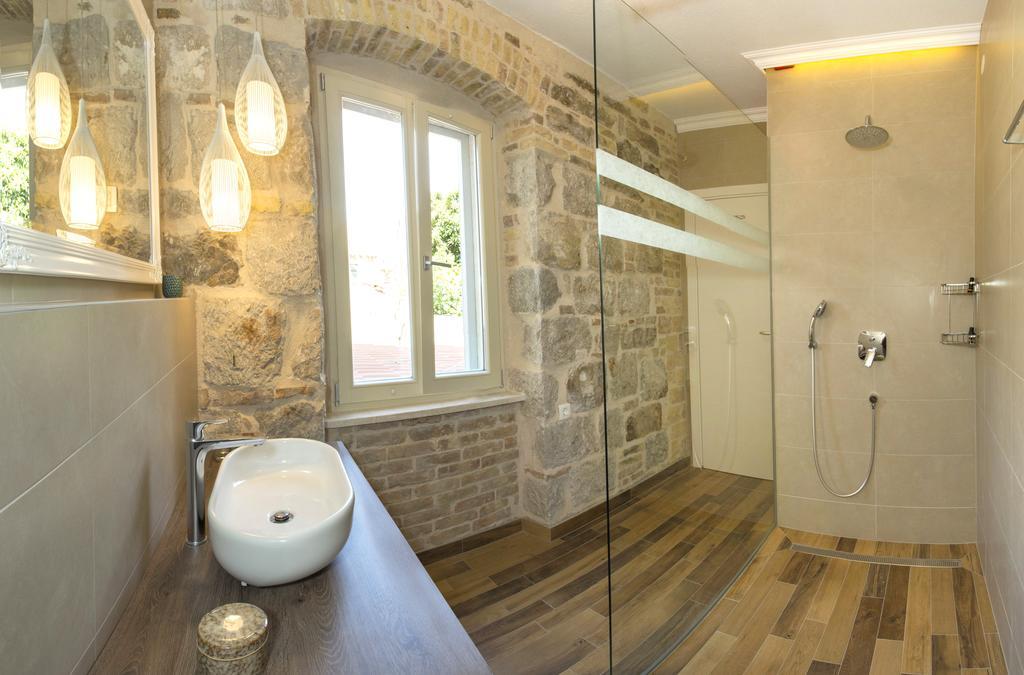 Aspalathos Residence Split Buitenkant foto