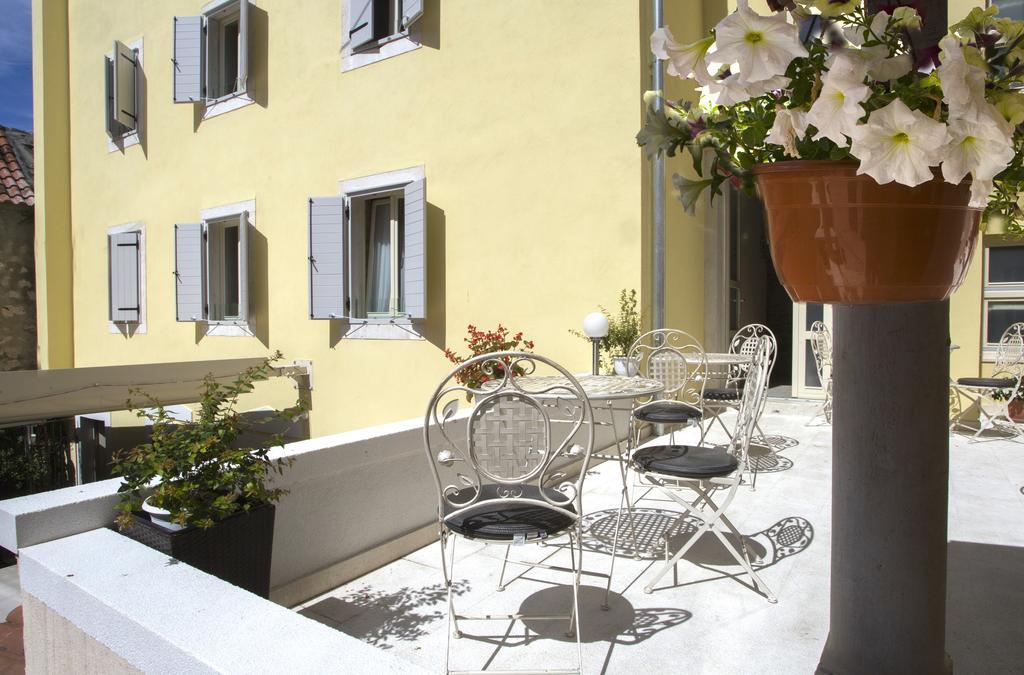 Aspalathos Residence Split Buitenkant foto