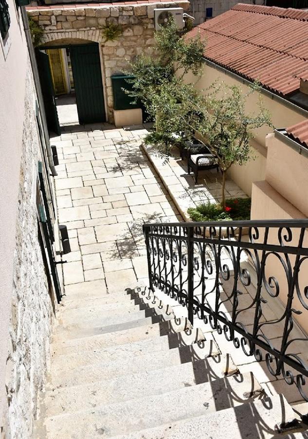 Aspalathos Residence Split Buitenkant foto