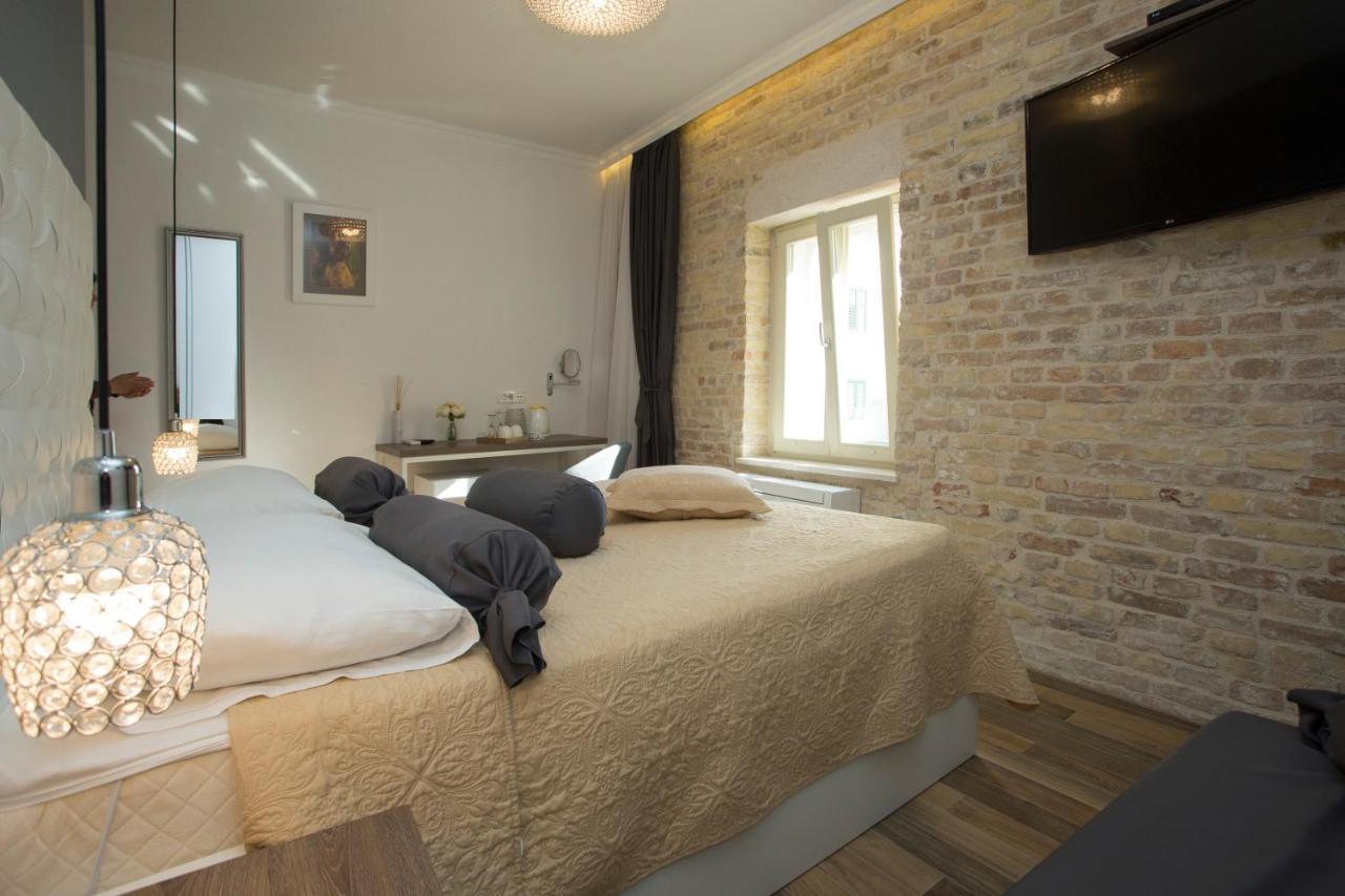 Aspalathos Residence Split Buitenkant foto